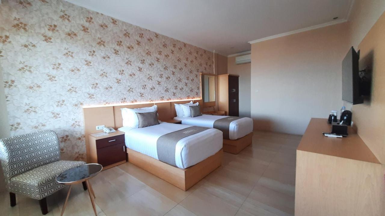 Bukit Indah Doda Hotel & Resorts Палу Номер фото