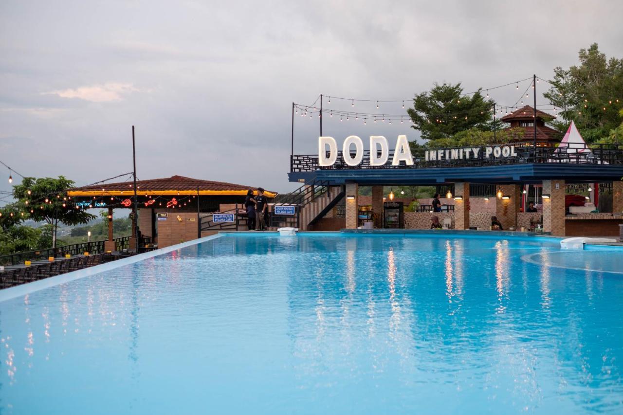 Bukit Indah Doda Hotel & Resorts Палу Екстер'єр фото