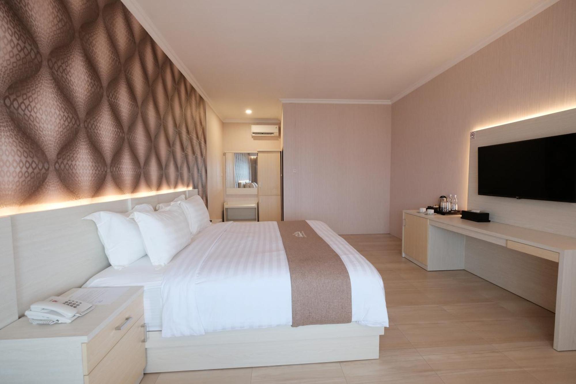 Bukit Indah Doda Hotel & Resorts Палу Номер фото
